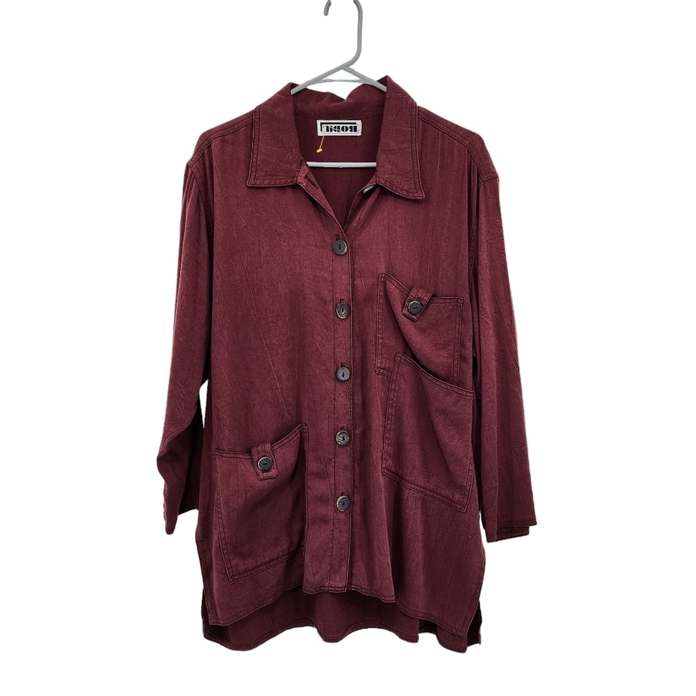 Bodil Women's Buttoned Pockets Button Down Shirt - 1